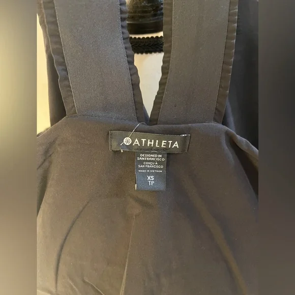 ATHLETA Savannah Ruffle Strap Drawstring Waist
Mini Dress Pockets Black XS NWT - Picture 5 of 7